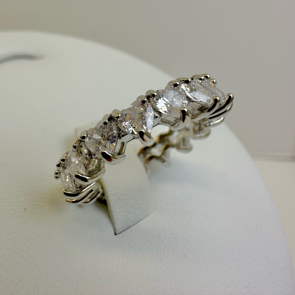 HEART ❤️ SHAPED Diamond Eternity Band - Picture 3 of 9